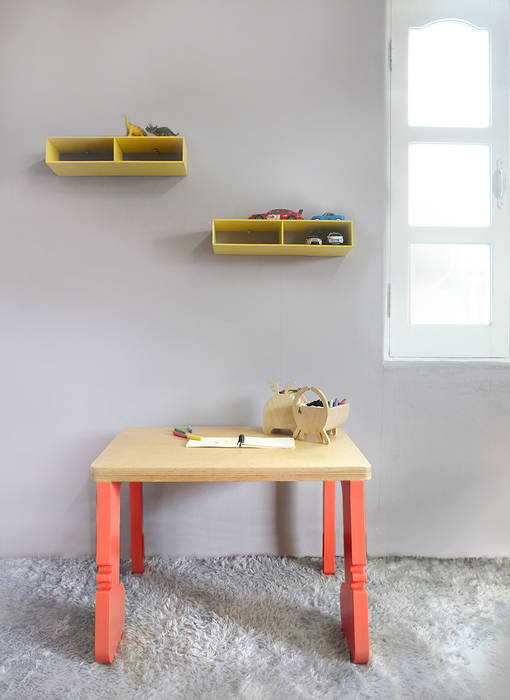 Chat Botté (샤보떼 유아 테이블), Banana Yolk Banana Yolk Nursery/kid’s room Desks & chairs