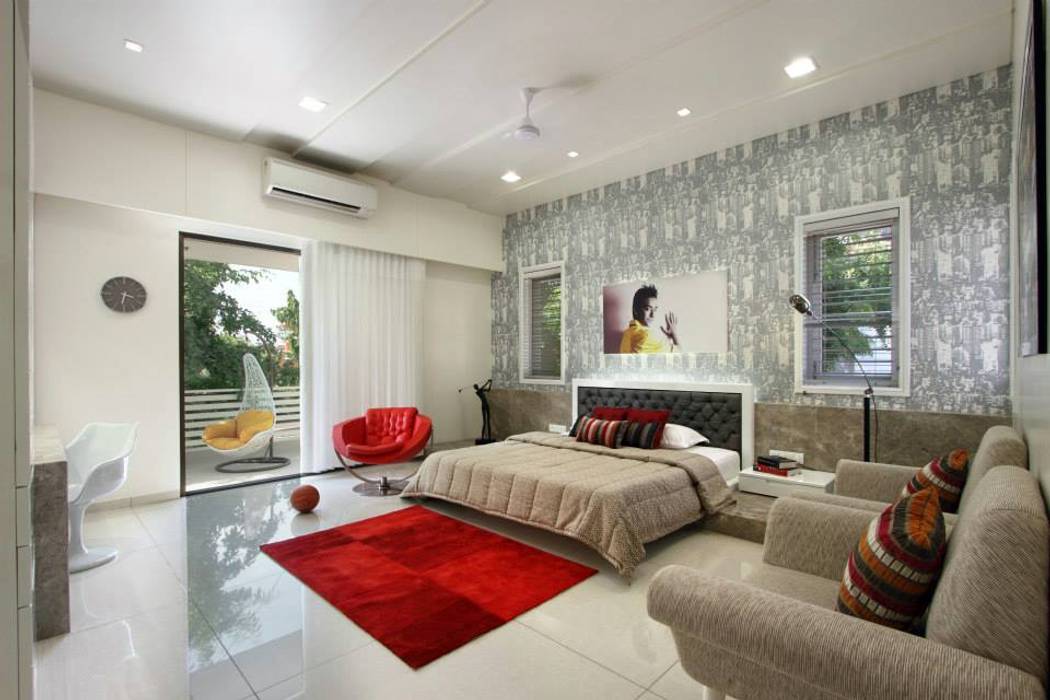 Mr.nailesh shah bungalow, P & D Associates P & D Associates Modern style bedroom