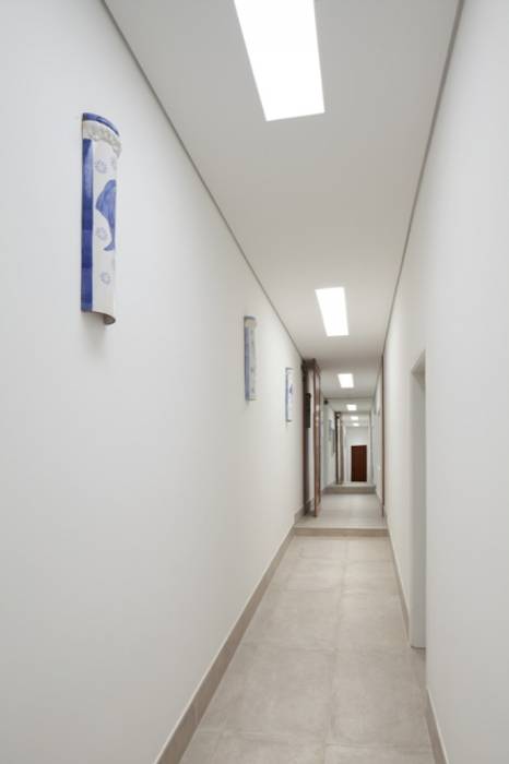 Casa SP, Di Pace Art e Design Di Pace Art e Design Corredores, halls e escadas modernos