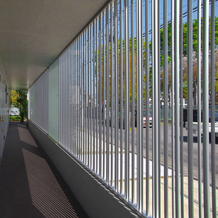 立川の賃貸マンション ユミラ建築設計室 モダンスタイルの 玄関&廊下&階段