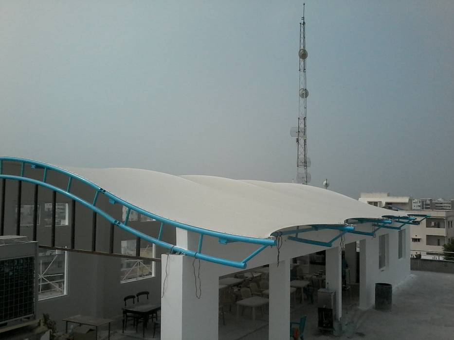 Canteen, Fabritech India Fabritech India Modern dining room Sky,Building,Shade,Urban design,City,Facade,Roof,Urban area,Composite material,Commercial building