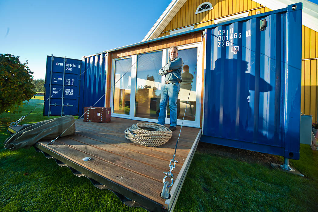 POCKETCONTAINER - Das Mikrohaus, Stefan Brandt - solare Luftheizsysteme und Warmuftkollektoren Stefan Brandt - solare Luftheizsysteme und Warmuftkollektoren Rumah Minimalis