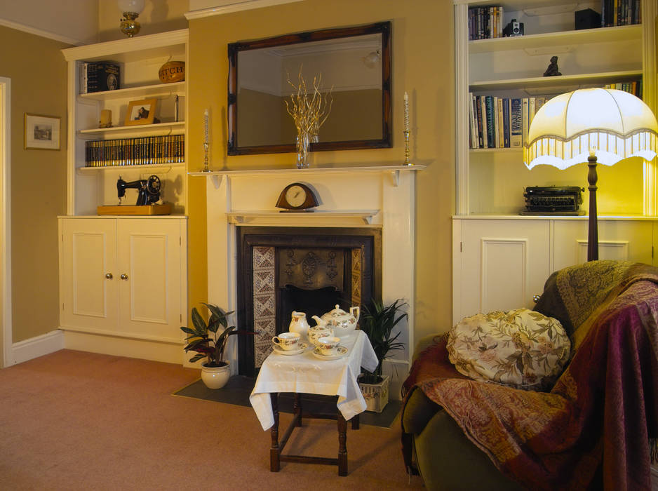 Alcove Storage in Edwardian Sitting Rom Style Within Rustikale Wohnzimmer alcove storage,alcove cupboards,alcove shelving,edwardian home,edwardian fireplace,alcove units,living room storage