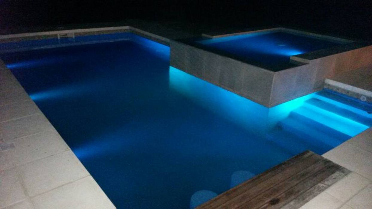 Piscinas en viviendas unifamiliares, E-PROYECT E-PROYECT Modern pool Pool