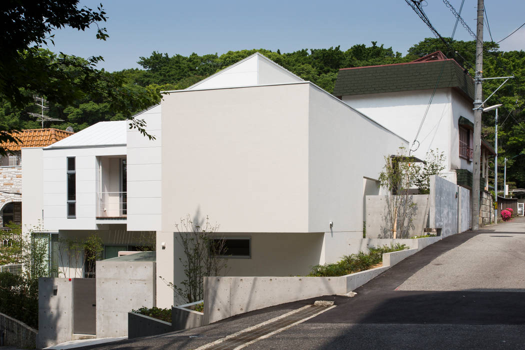 獅子ヶ口町の家 Kenji Yanagawa Architect and Associates モダンな 家