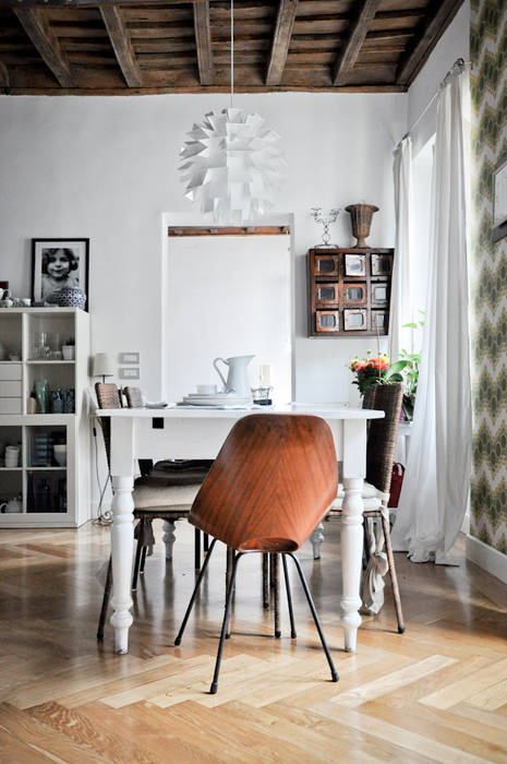 Bogino, con3studio con3studio Skandinavische Esszimmer Weiß