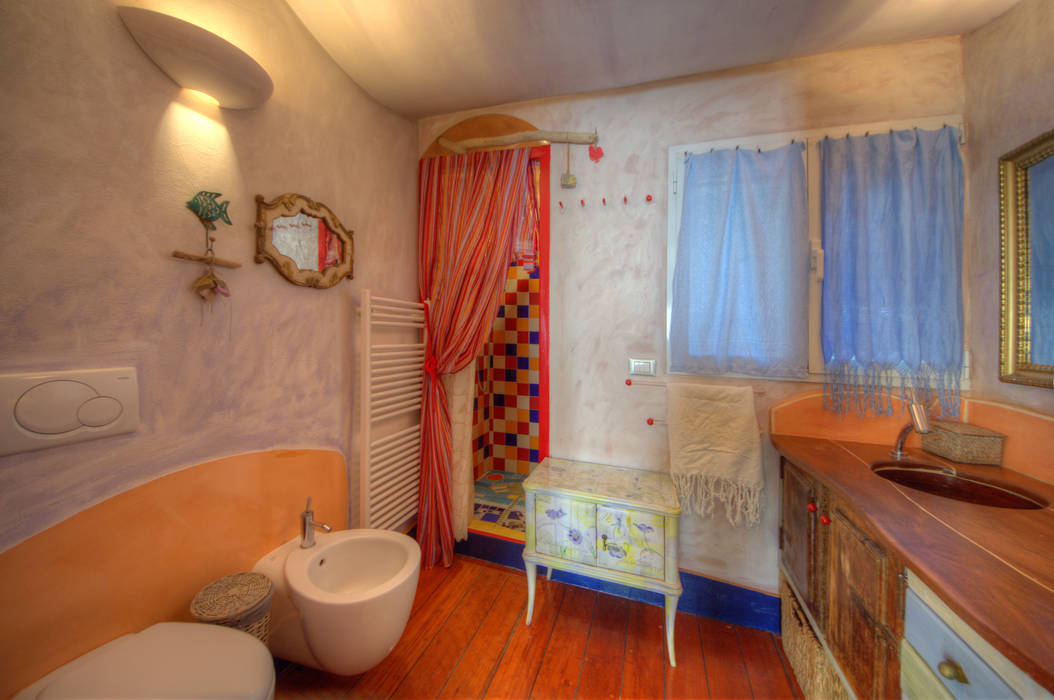 Villa , Emilio Rescigno - Fotografia Immobiliare Emilio Rescigno - Fotografia Immobiliare Rustic style bathroom Toilets