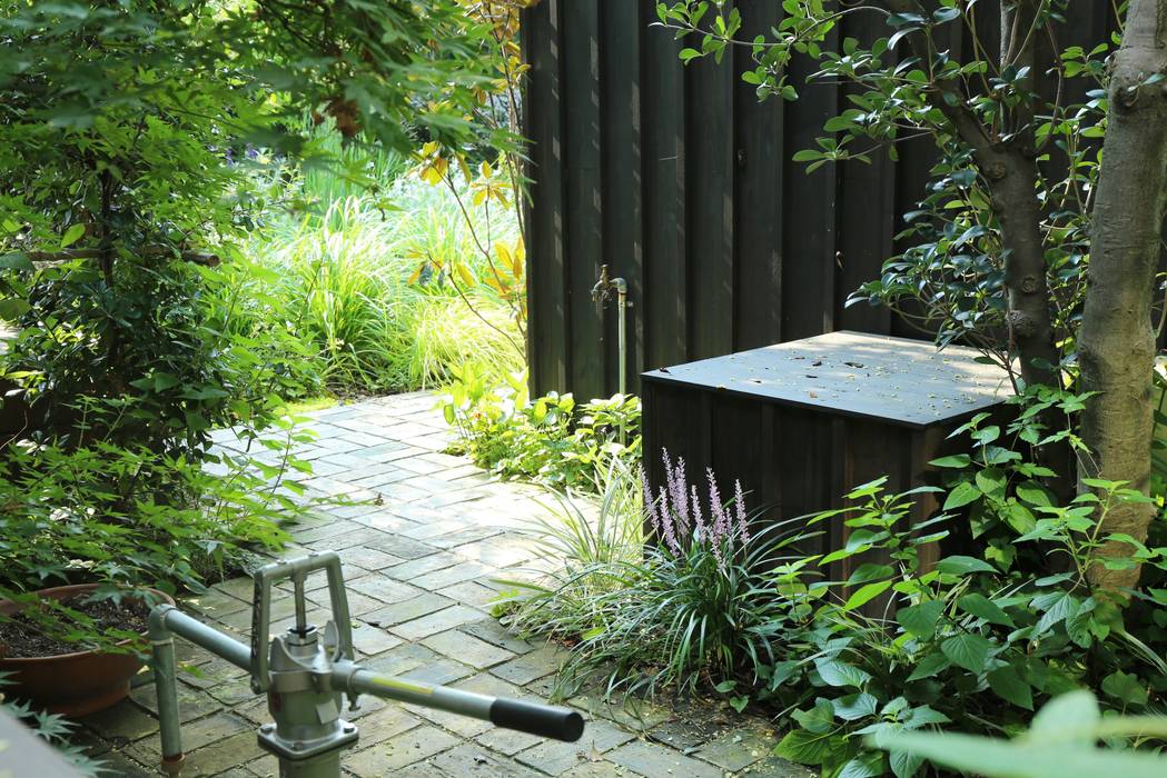 大田区の庭, BROCANTE BROCANTE オリジナルデザインの テラス