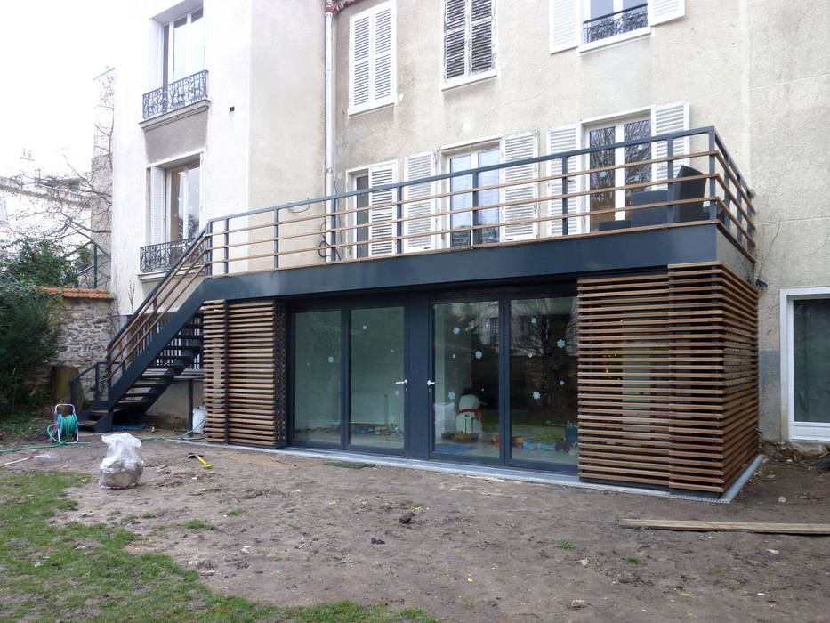 Extension En Acier Aluminium Avec Terrasse Sur Le Toit Balcon Veranda Terrasse Modernes Par Olivier Stadler Architecte Moderne Aluminium Zinc Homify