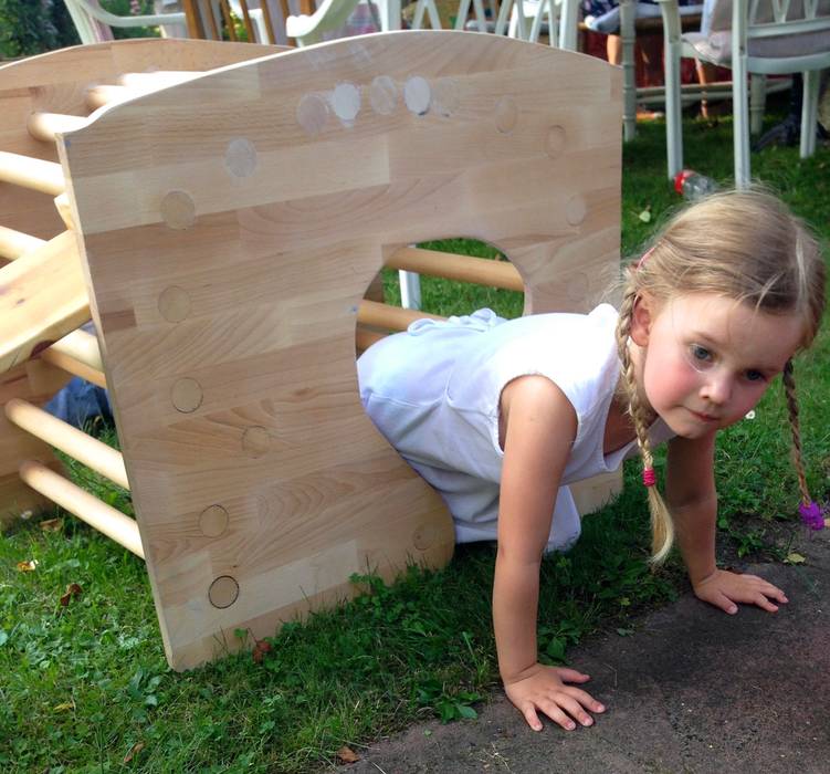 Kinderspielgerät juergensendesign Rustikale Kinderzimmer Holz Holznachbildung