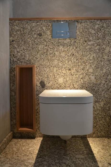 Shared/common bathroom in a private house- Casa de banho comum em habitação familiar, Dynamic444 Dynamic444 Modern bathroom Granite