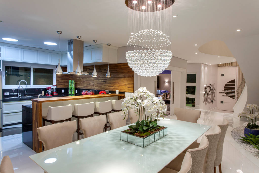 homify Salas de jantar modernas Vidro