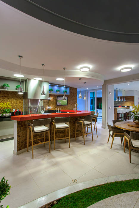 by Arquiteto Aquiles Nícolas Kílaris Modern
