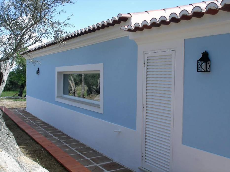 Casa de Campo Casa do Governador, Deleme Janelas Deleme Janelas Puertas y ventanas de estilo rural Ventanas