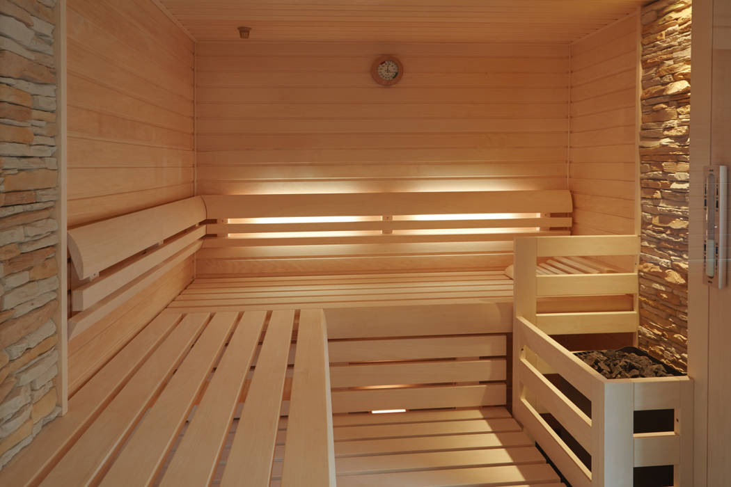 puristische Sauna in hellen Tönen, Erdmann Exklusive Saunen Erdmann Exklusive Saunen Baños de estilo moderno