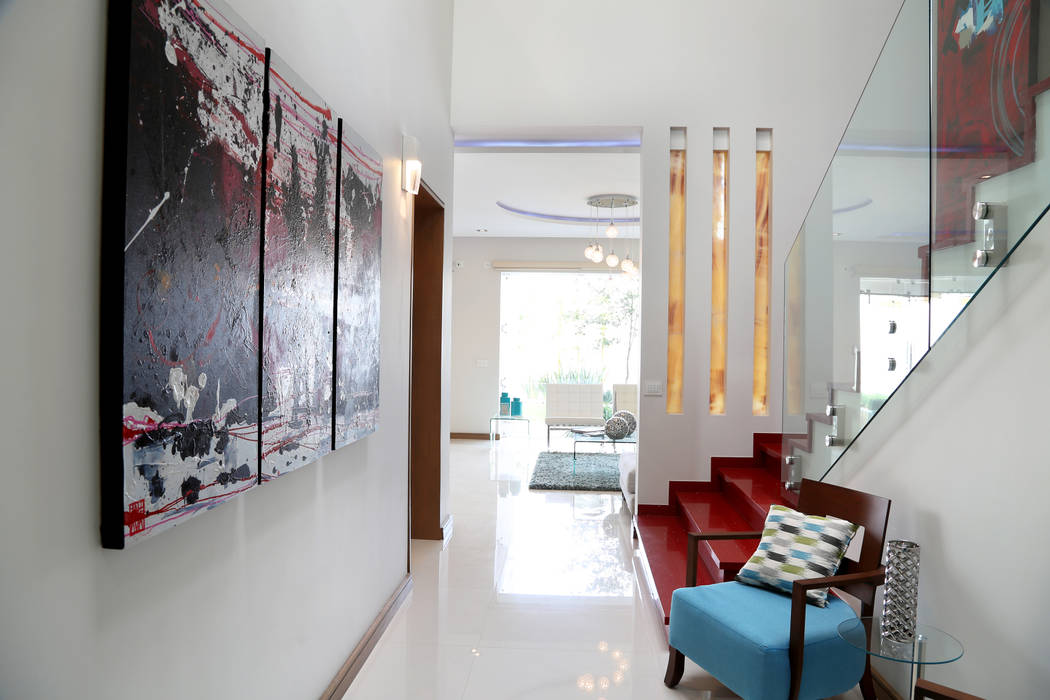 Casa Lirio, arketipo-taller de arquitectura arketipo-taller de arquitectura Moderner Flur, Diele & Treppenhaus