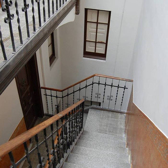 -, migueldiego717 migueldiego717 Pasillos, vestíbulos y escaleras de estilo clásico