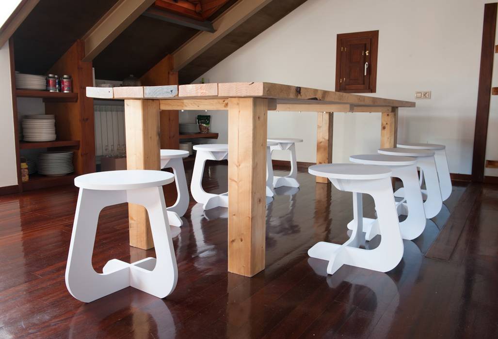 TABU lac – pura sensación de frescor - a cool sensation, TABUHOME TABUHOME Scandinavian style dining room Wood Wood effect Chairs & benches