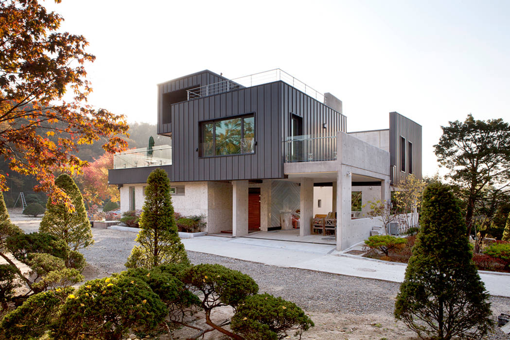 Bukhansan Dulegil house, designband YOAP designband YOAP Modern Houses