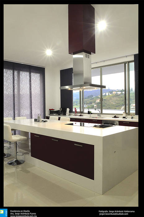 residencia Alondra, Excelencia en Diseño Excelencia en Diseño Modern kitchen Engineered Wood Multicolored