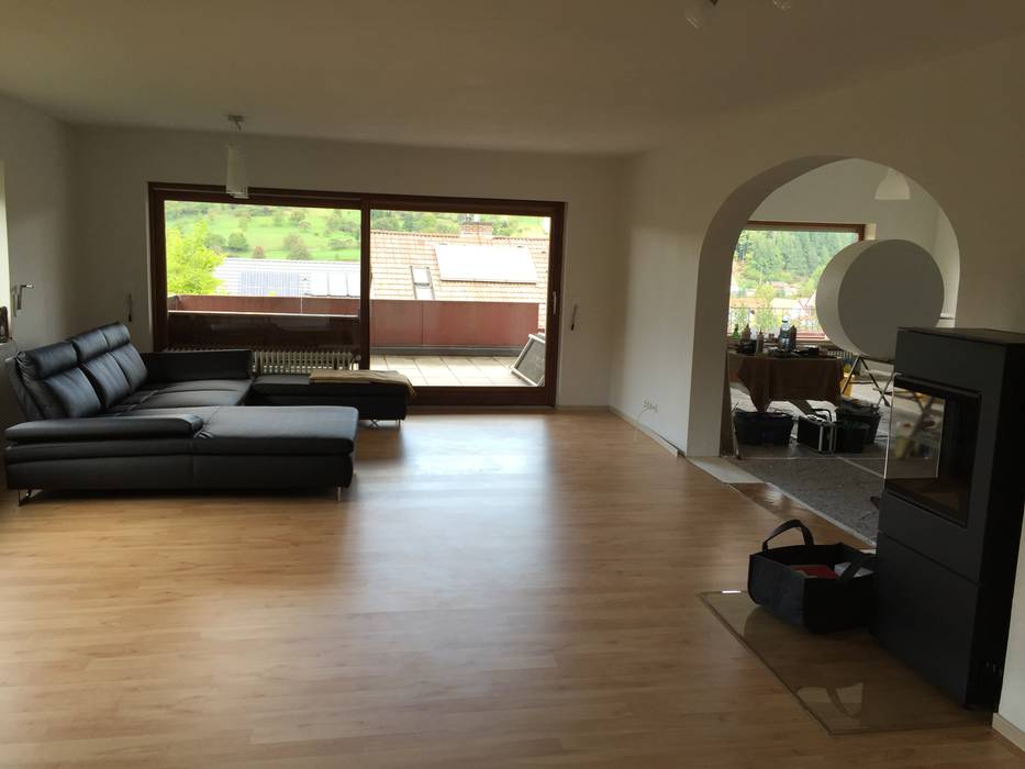 Wohnzimmer Mit Geoffnetem Durchgang In Den Essbereich Von Mick Enzenross Kommunikations Architektur Homify