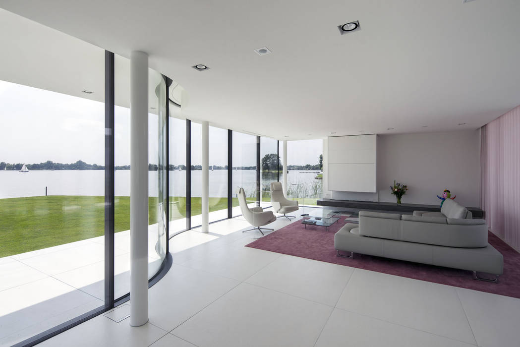 “G-house, villa met gastenverblijf aan de Reeuwijkse Plas” , Lab32 architecten Lab32 architecten Modern living room