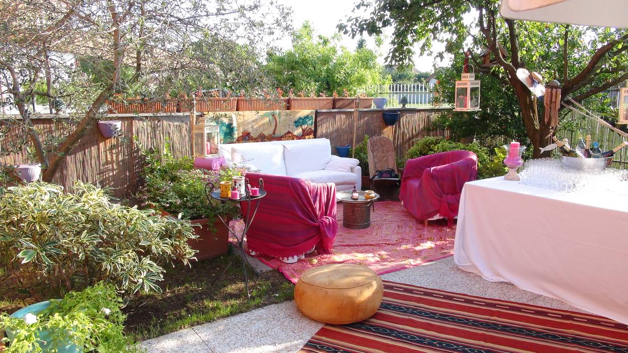 Un piccolo matrimonio in giardino, L'Incanto del Legno L'Incanto del Legno Jardines de estilo mediterráneo