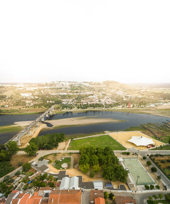 Camping Abrantes, atelier Rua - Arquitectos atelier Rua - Arquitectos Espaços comerciais Hotéis