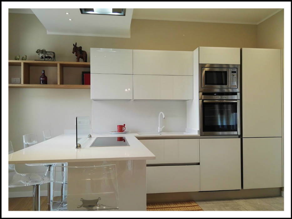 Cucina veneta cucine in vetro lucido modello ri flex, colore bianco ... Veneta cucine colori