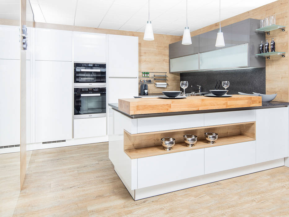 Küchen moderne küchen von böhm-mitsch gmbh modern | homify