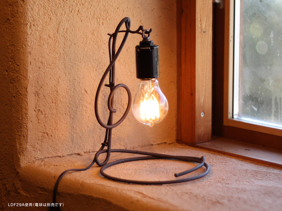 ト音記号のランプスタンド「To-on」 G cref lamp stand Only One オリジナルスタイルの 寝室 鉄/鋼 照明
