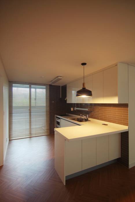 정든마을한진APT 89㎡ (Before & After ) , Light&Salt Design Light&Salt Design Moderne eetkamers