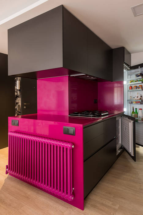 Cocina color fúcsia brillante | Standal homify Cocinas modernas