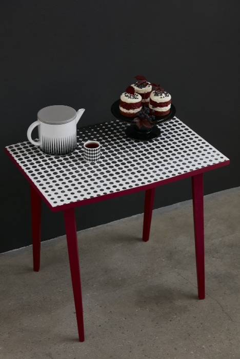 Stolik op-art, PatyNowy PatyNowy Modern living room Wood Wood effect Side tables & trays