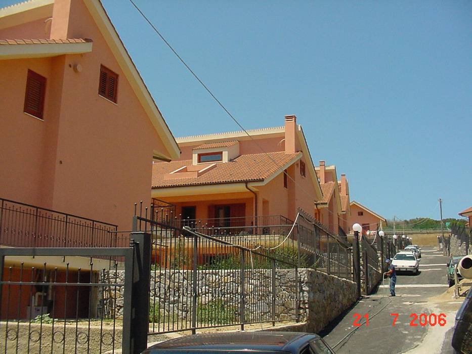 ​Complesso Residenziale Belvedere (Ganzirri Messina), Ing. Edoardo Contrafatto Ing. Edoardo Contrafatto Casas modernas