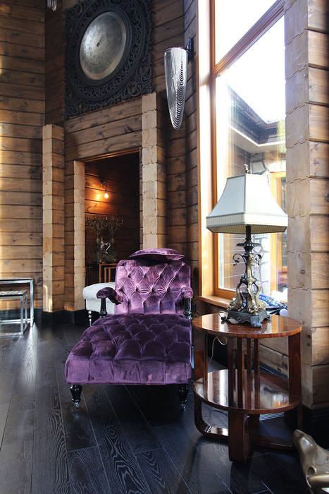 Log House, Orkun Indere Interiors Orkun Indere Interiors Rustikale Wohnzimmer Massivholz Mehrfarbig purple,luxury,wooden house,light