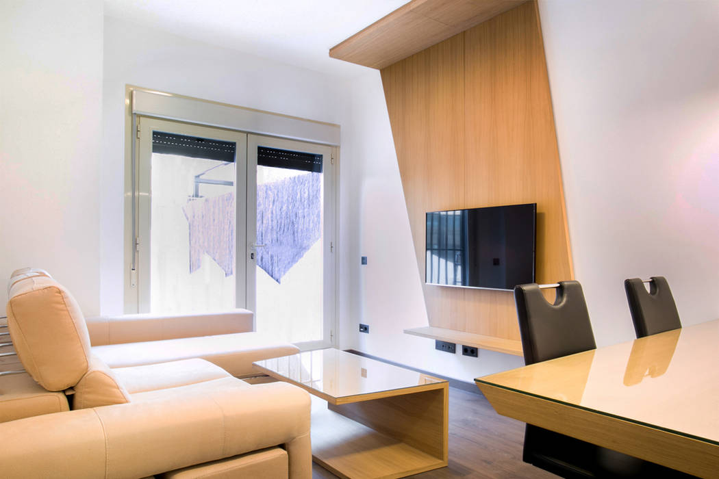 Reforma de la vivienda de Mario en Chamartín, Madrid, Empresa constructora en Madrid Empresa constructora en Madrid Modern living room