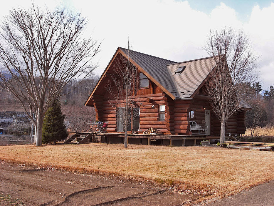 Log Cabin beside Japan Alps, Cottage Style / コテージスタイル Cottage Style / コテージスタイル Casas rurales Madera Acabado en madera