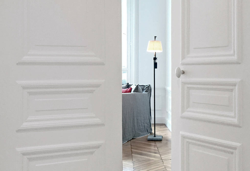 LE MARAIS, PARIS, Ardesia Design Ardesia Design Ruang Keluarga Klasik