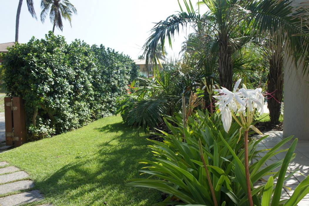 Jardim Residencial - Busca Vida - BA, Proflora Proflora Jardins tropicais