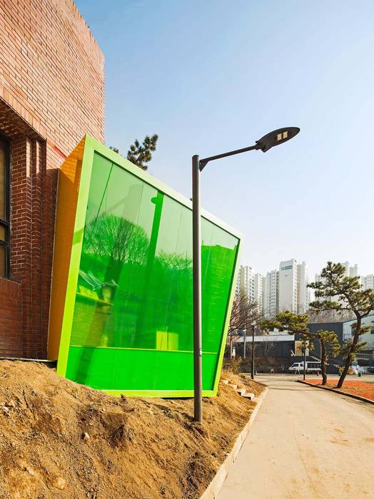 Mobile library by SpaceTong (ArchiWorkshop), 건축공방 'ArchiWorkshop' 건축공방 'ArchiWorkshop'