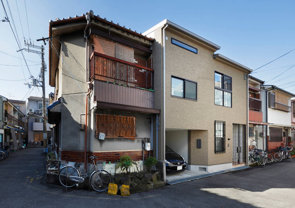 阿倍野の長屋〈renovation〉－5段の距離がいい－, 一級建築士事務所アトリエｍ 一級建築士事務所アトリエｍ Asian style houses Beige