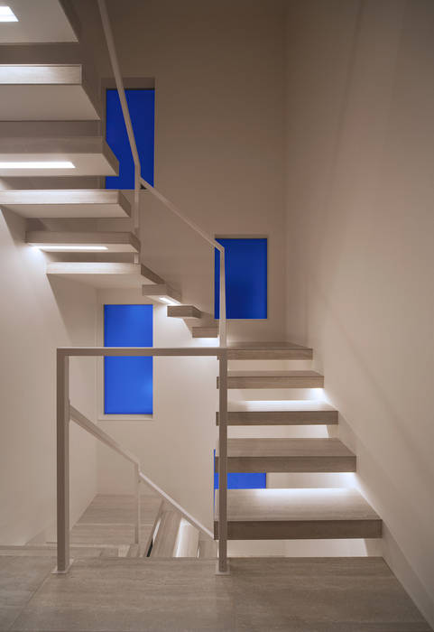 Y8-house「木と石の家」, Architect Show Co.,Ltd Architect Show Co.,Ltd Modern Corridor, Hallway and Staircase