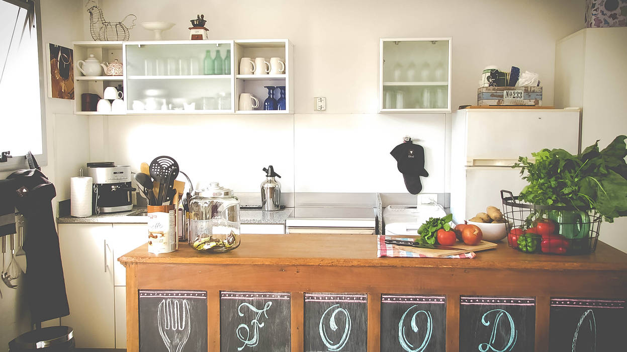 DECORACION - Cocina integrada, PLATZ PLATZ Cocinas de estilo ecléctico Madera Acabado en madera Almacenamiento