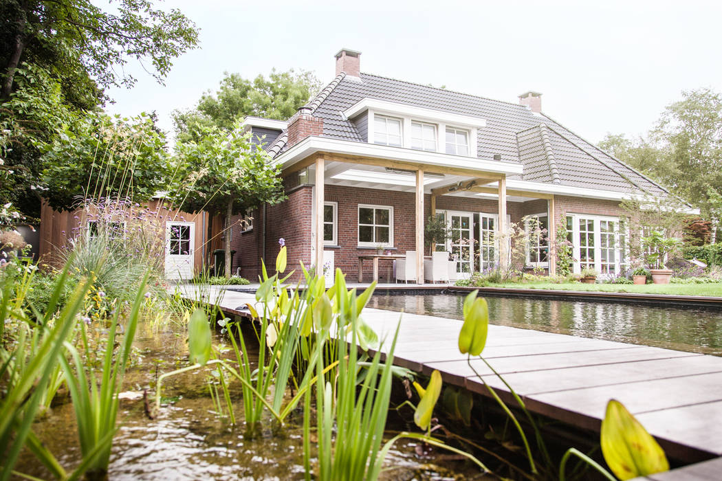 Wellness tuin verbonden met het landschap, Studio REDD exclusieve tuinen Studio REDD exclusieve tuinen Country style gardens