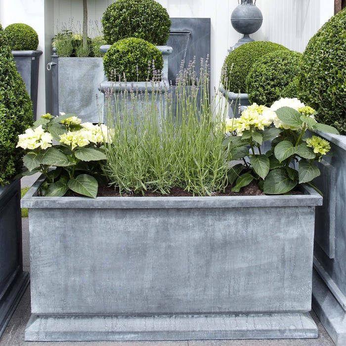 Verona Trough A Place In The Garden Ltd. Taman Klasik Plant pots & vases