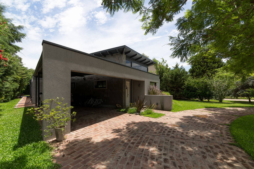 Casa El Paso I, ARRILLAGA&PAROLA ARRILLAGA&PAROLA Modern houses