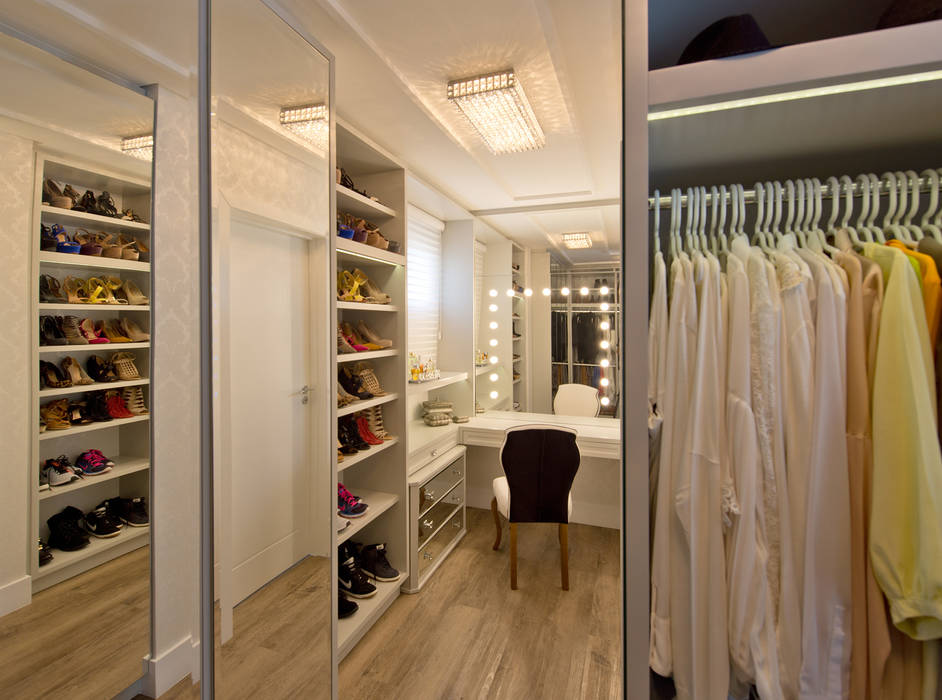 Closet dela Espaço do Traço arquitetura Closets