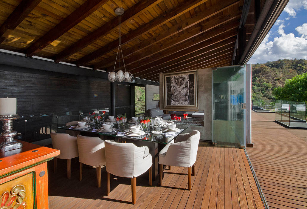 Casa rr balcones y terrazas modernos de buro arquitectura moderno | homify