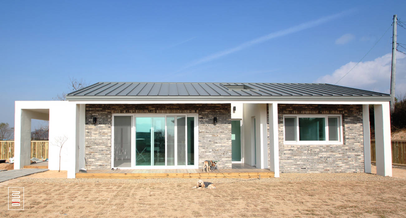 두상자 집 , 로움 건축과 디자인 로움 건축과 디자인 Modern houses